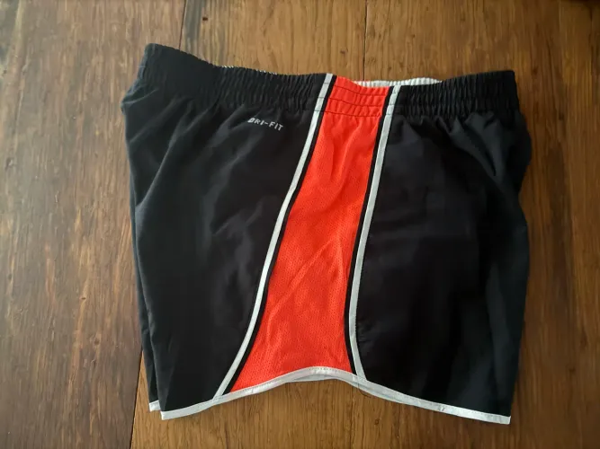 Shorts feminino! Nike P