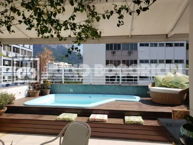 Cobertura : Linear / Residencial / Gávea