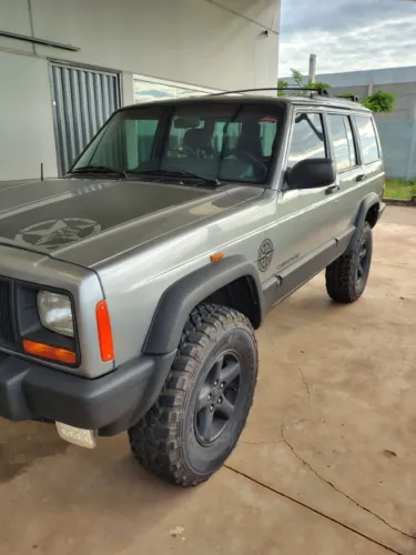 Jeep Cherokee Sport 4.0 Mec./aut. 2000