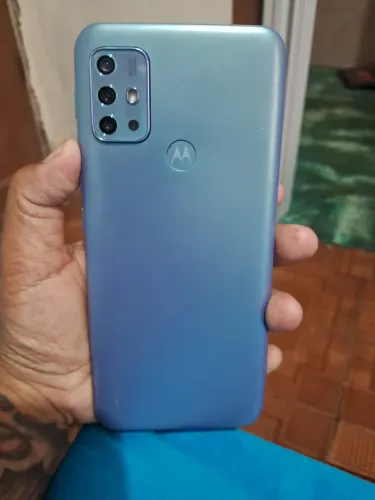 Celular moto g20