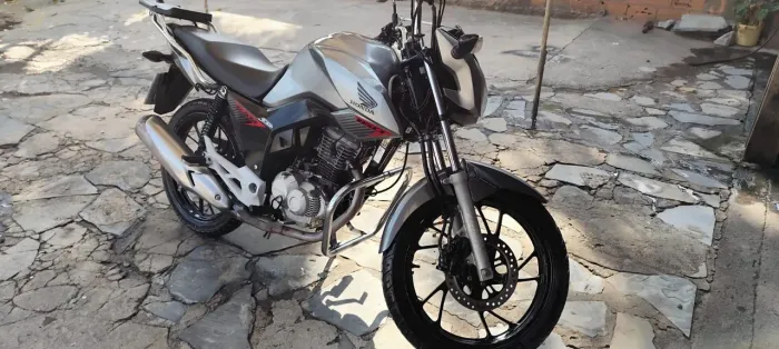 Honda fan 160 super conservada