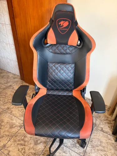 Cadeira Gamer Cougar Armor Titan