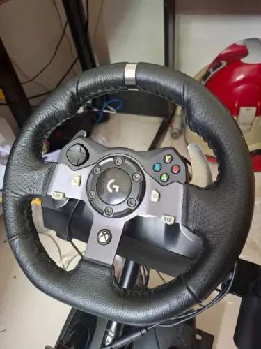 Volante logitech g923 com pedal, marcha e suporte