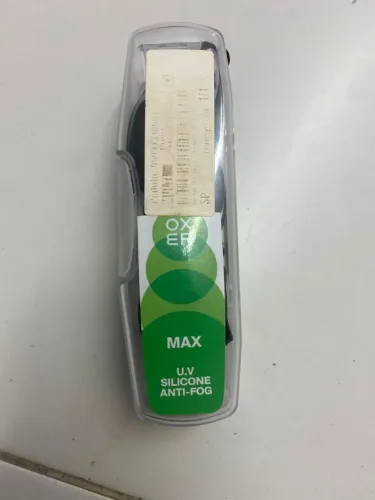 Óculos de Natação Oxer Preto com Estojo - Ótimo Estado