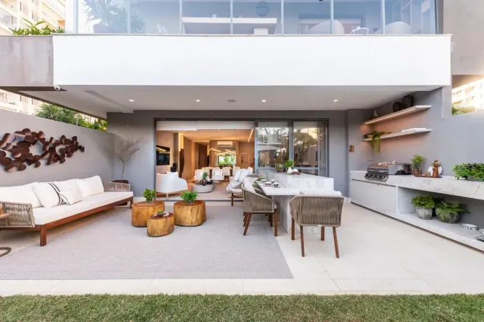 NO CORAÇÃO DA BARRA - CASAS DE ALTO PADRÃO - 03 e 04 SUÍTES - 320m² a 580m² - PREÇO PROMOC