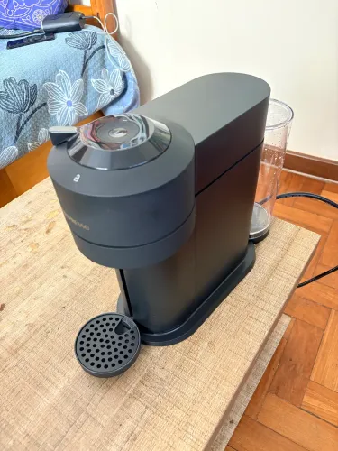 Nespresso Vertuo Next Preto Fosco, Cafeteira - 110V