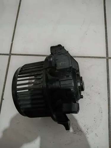 Ventilador interno new fiesta 