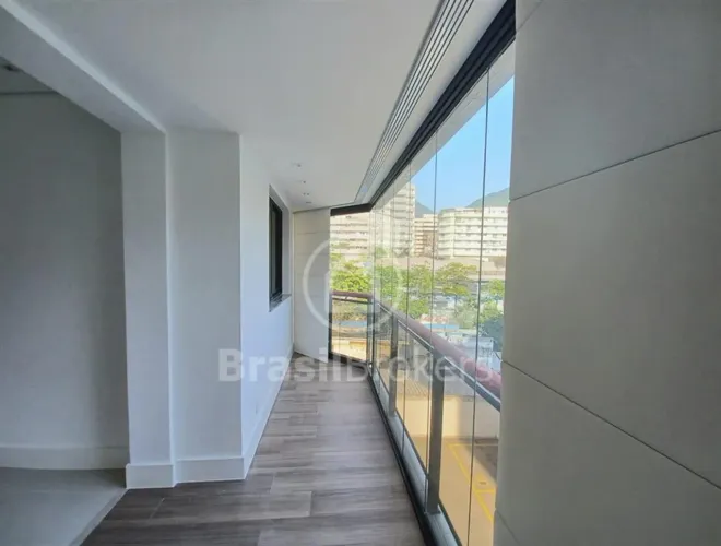 84 m2 com 2 quartos e suíte em ótima localização perto do Metrô de Botafogo!