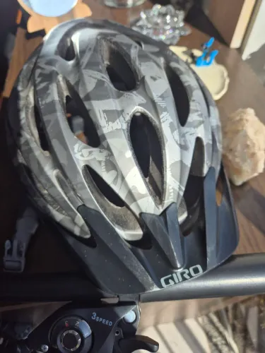 Capacete giro bicicleta adulto