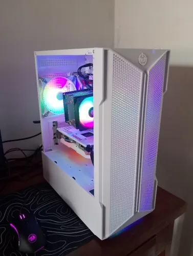 Pc gamer Ryzen 5 5500/ Rx 580/ 16gb RAM/ SSD 512gb/ fonte 500w 80 plus/ gabinete com 4 fan