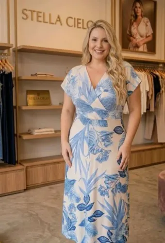 Vestido Midi Stella Cielo Floral Azul Estampa Topical -Tam GG