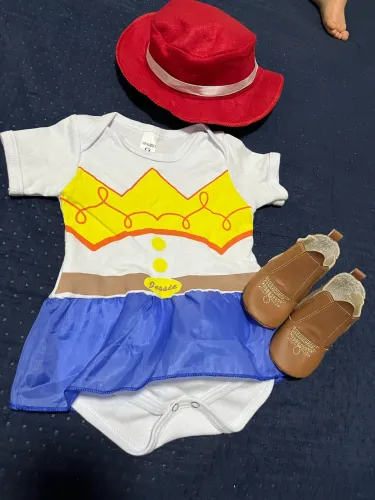 Desapegos da minha filha tamanhos P ao G