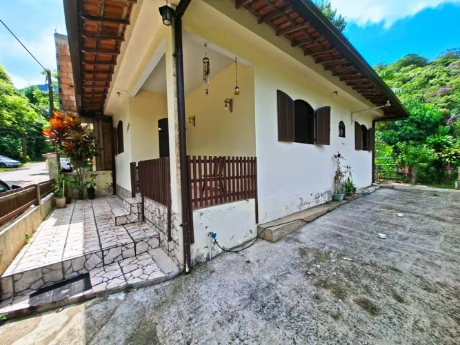 Casa à venda na Alameda dos Arcos, Tarituba, Paraty - RJ