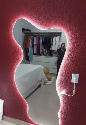 Espelhos  com suporte em led simples e instalação inclusa 