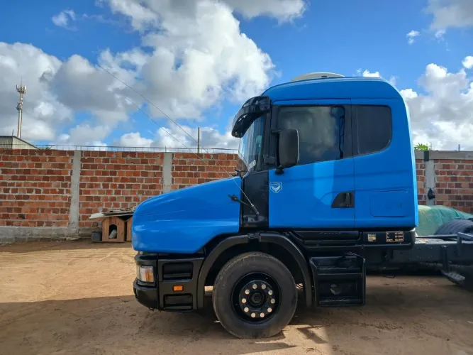 Cavalo Scania 114
