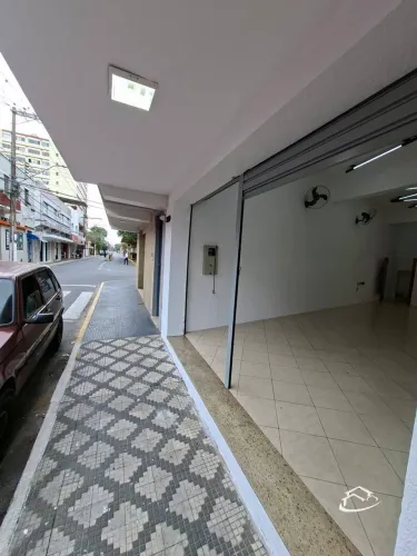 Ponto Comercial no Centro de Lorena para Locação