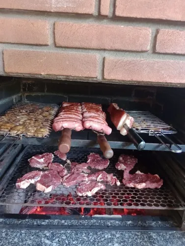 Serviço de Buffet de Churrasco e Acompanhamentos 