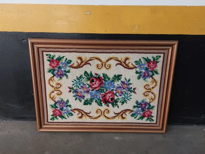 Quadro tela bordada tam. 1,19 x 0,83