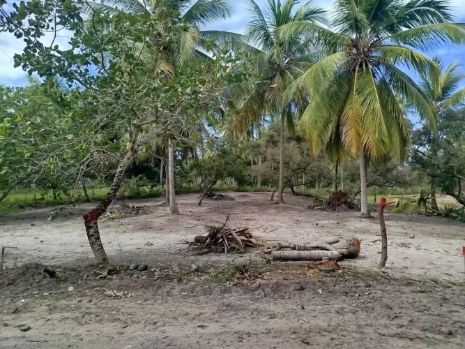 Terreno em lagoa redonda 