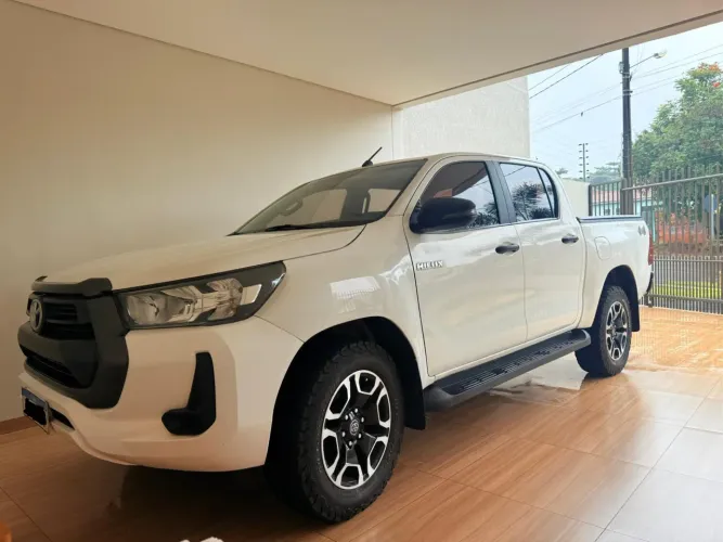 Toyota Hilux CD 4X4 2.8 Diesel Mec. 2021