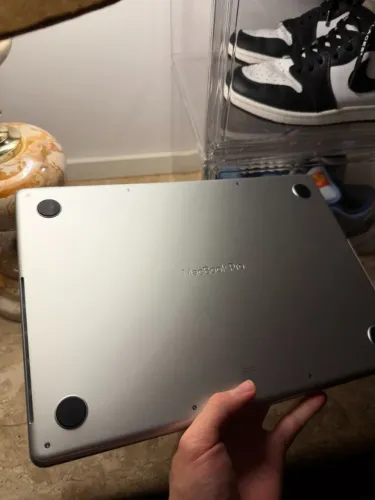 MacBook PRO M5 24gb ram - 1tb - (IMPECÁVEL)