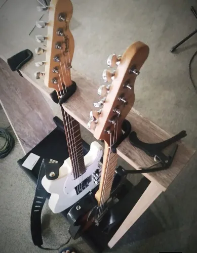Guitarra Telecaster branca sequer by fender