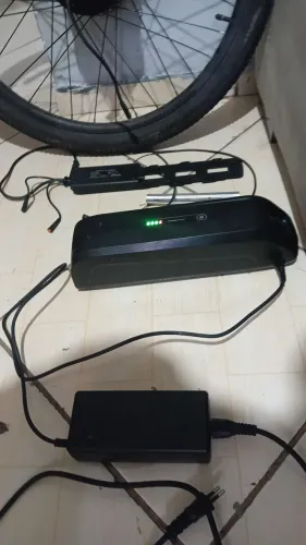 Vendo kit elétrico para bike , Esta completo bateria 100% motor zerado