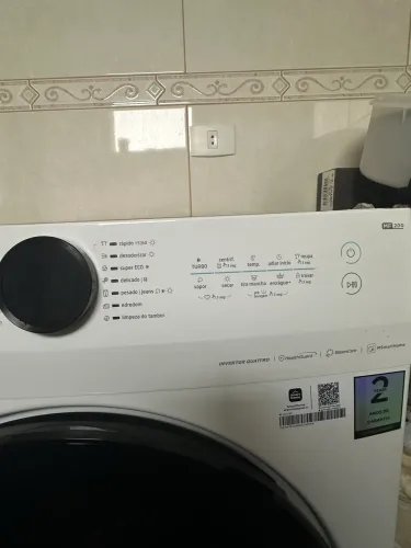 Vende-se Máquina Lava e Seca Midea