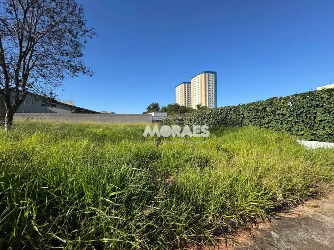 Terreno à venda, 242 m² por R$ 400.000,00 - Vila Aviação - Bauru/SP