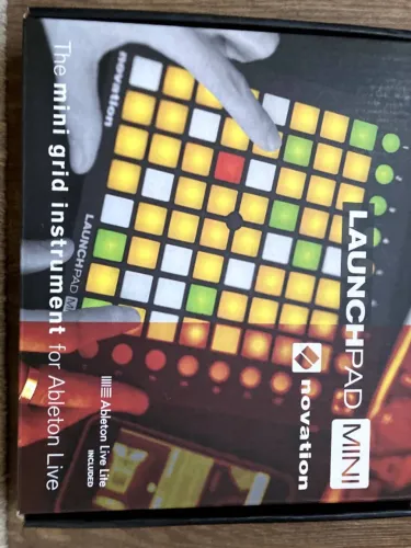 Novation Launchpad Mini