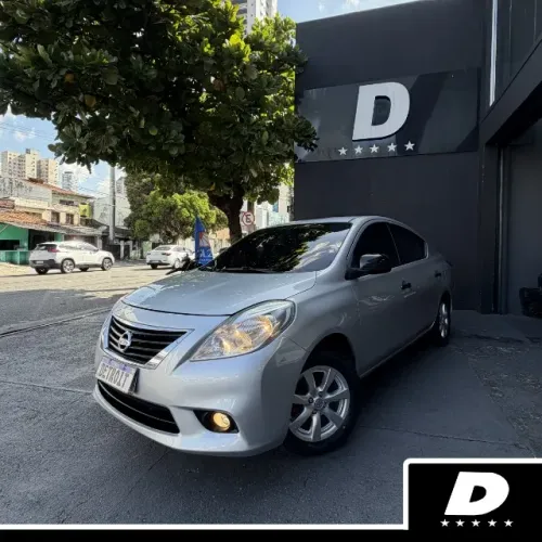 Nissan Versa SL 1.6 16V Flex Fuel 4P Mec. 2012