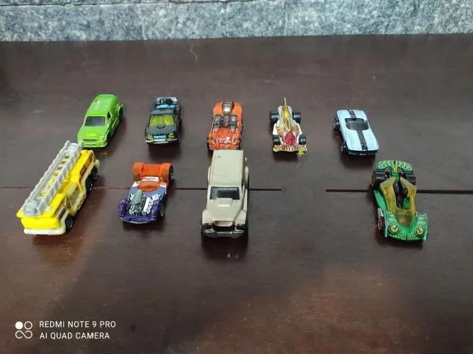 Coleção Hot Wheels 4 (15 reais cada)