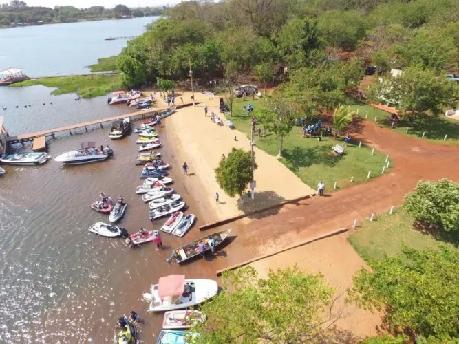 RANCHO Á VENDA EM MIGUELÓPOLIS-SP