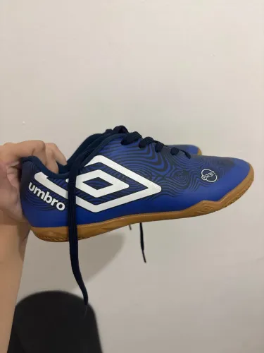 chuteira futsal umbro