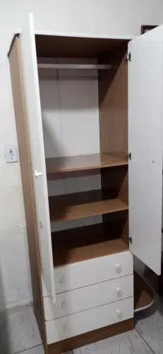 Guarda roupa infantil