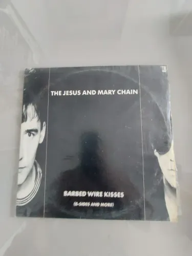 LP vinil, banda, Barbed Wire Kisses.