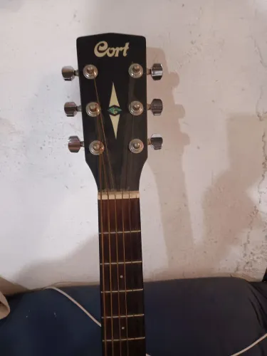 Violão Cort