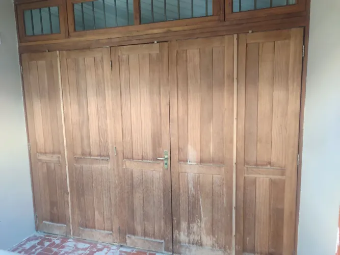 Porta Madeira para Garagem ou Casa Praia