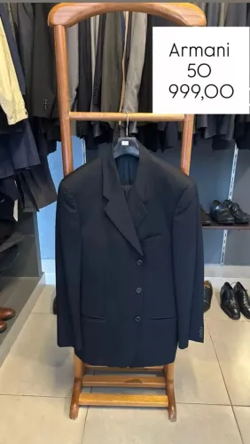 Terno Armani clássico 50