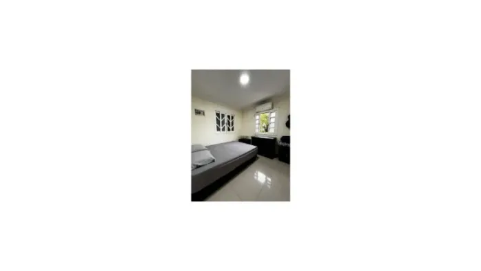 Alugo 1 quarto na minha casa