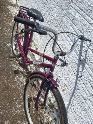 Vendo essa linda bicicleta em perfeito estado entrego 275, sou de Porto Velho