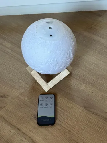Umidificador/Difusor e Luminária Lua Luatek (modelo LKJ-143)