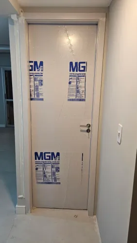 Porta completa madeira para quarto sala banheiro 