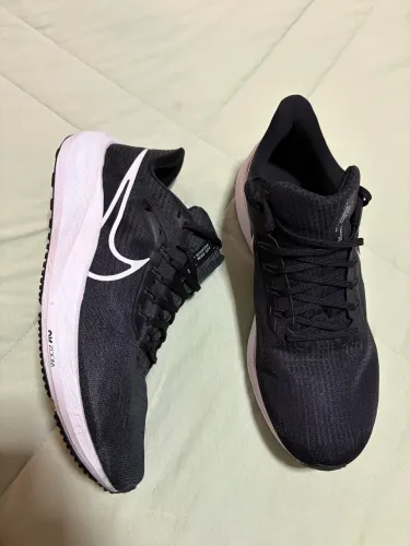 Tenis Nike air Zoom Pegasus tamanho 44
