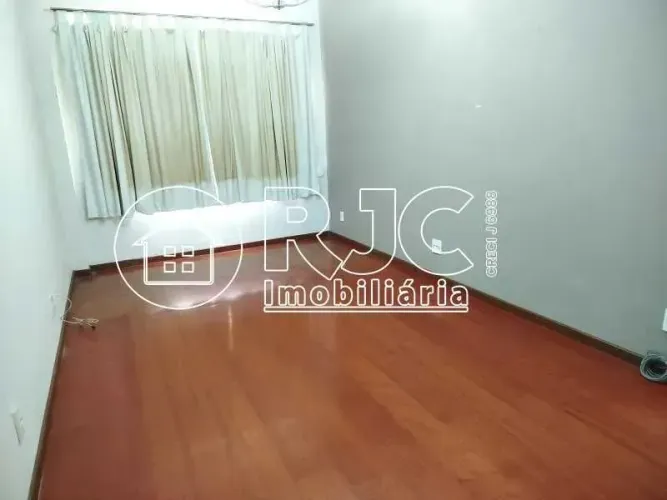 Imóvel para venda possui 43 metros quadrados com 1 quarto em Centro - Rio de Janeiro - RJ