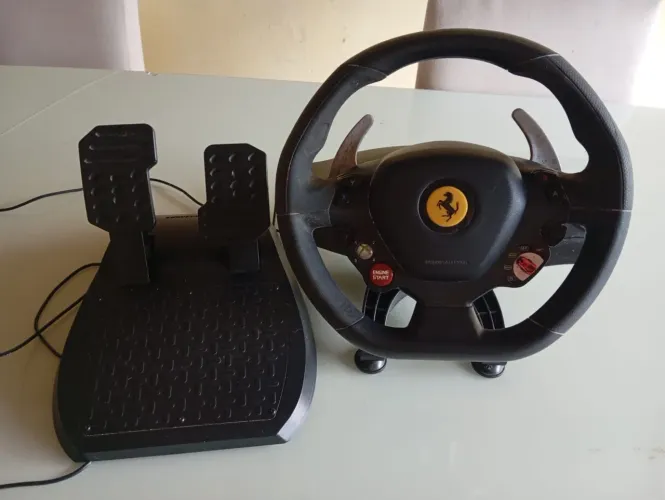 Volante com pedal Ferrari! Modelo do Xbox