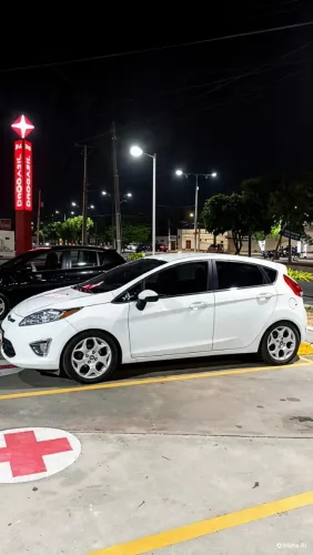 Ford Fiesta SE 1.6 16V Flex 5P 2013