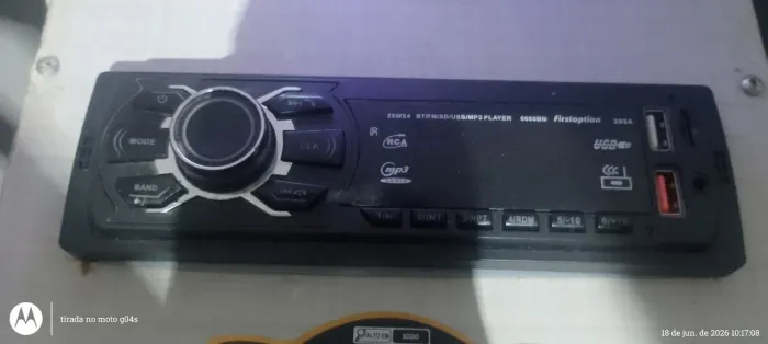 Rádio automotivo