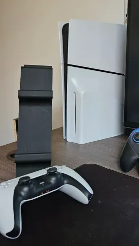 PS5 Slim Mídia Física + Jogos