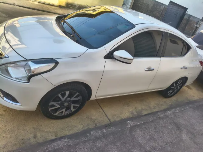 Nissan Versa Unique 1.6 16V Flex 4P Mec. 2016